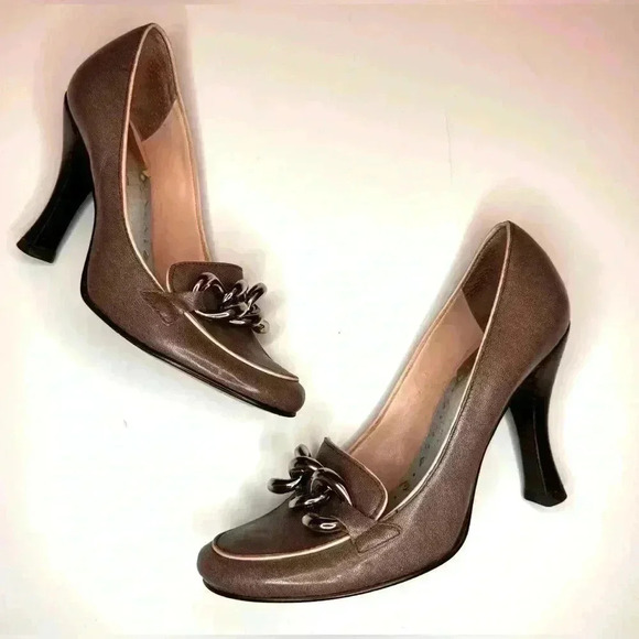 Bcbg Girls Chain Accent heels Size- 6 - Picture 3 of 8